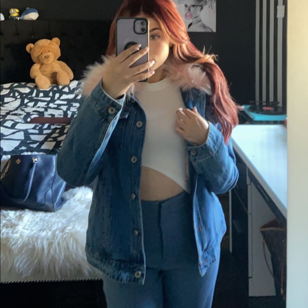 Oversized jean jacket with faux pink fur